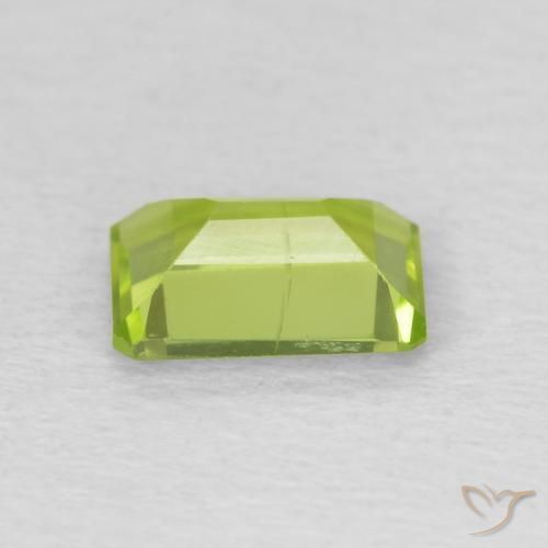 Péridot Vert clair naturelle Octogone / coupe Émeraude, 0.98 ct, SI
