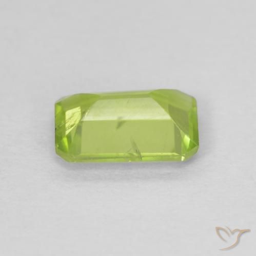 Péridot Vert jaunâtre naturelle Octogone / coupe Émeraude, 0.97 ct, VS