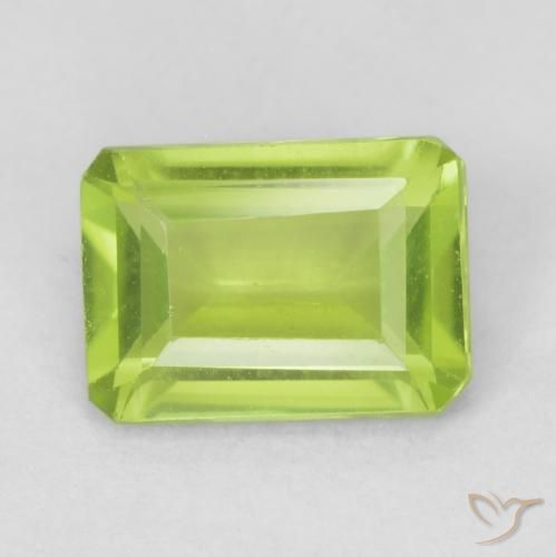 1.01ct Naturel Vert jaunâtre Péridot, Taille émeraude, VS