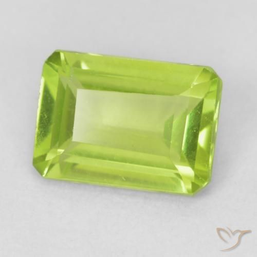 Péridot Vert jaunâtre naturelle Octogone / coupe Émeraude, 1.01 ct, VS