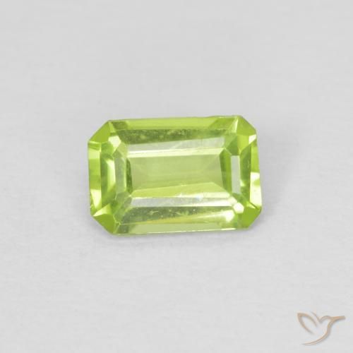 Péridot Vert moyen naturelle Octogone / coupe Émeraude, 0.49 ct, VVS-VS