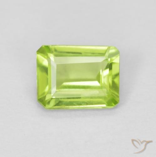 0.76ct Naturel Vert clair Péridot, Taille émeraude, VVS-VS