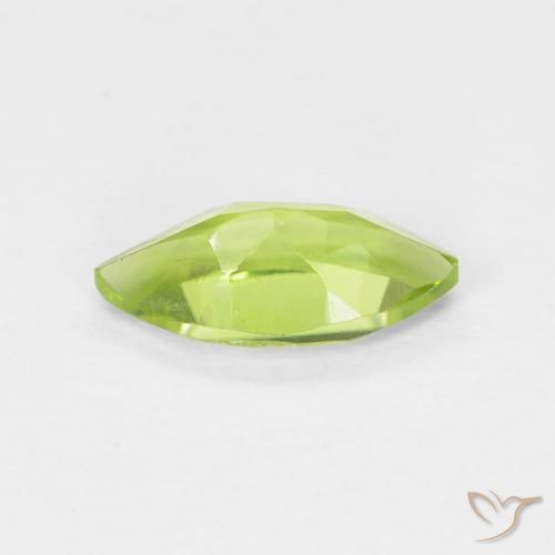 Péridot Vert moyen naturelle Marquise, 0.60 ct, VS
