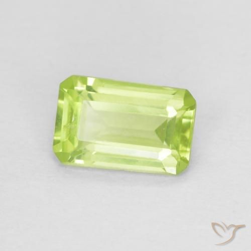 Péridot Vert clair naturelle Octogone / coupe Émeraude, 0.52 ct, VS