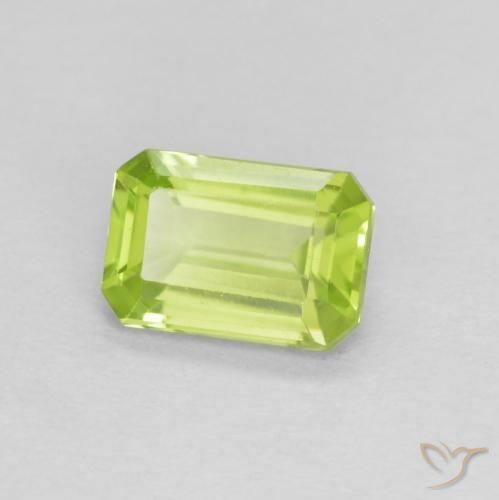 Péridot Vert clair naturelle Octogone / coupe Émeraude, 0.55 ct, VS