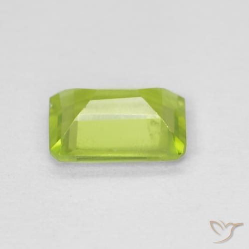 Péridot Vert clair naturelle Octogone / coupe Émeraude, 0.89 ct, VS