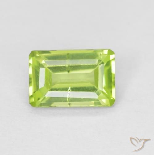 0.59ct Naturel Vert clair Péridot, Taille émeraude, VS-SI