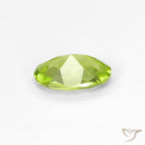 Péridot Vert clair naturelle ovale, 0.44 ct, VS