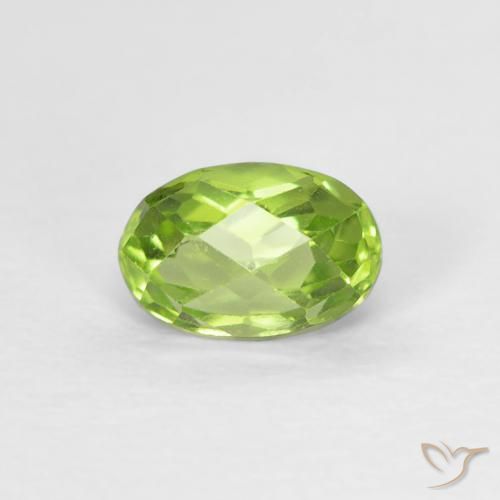 0.68ct Naturel Vert vif et léger Péridot, ovale, VVS-VS