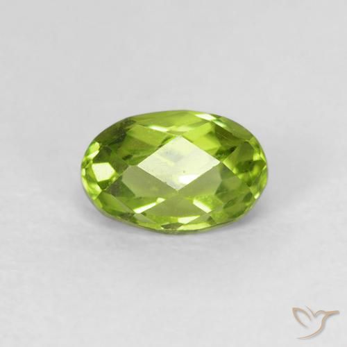 0.70ct Naturel Vert éclatant Péridot, ovale, VVS-VS