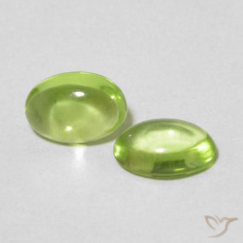 Shop natural 0.92ct Vert jaunâtre vif Péridot gems, ovale, from Chine at GemSelect. In stock, global shipping!