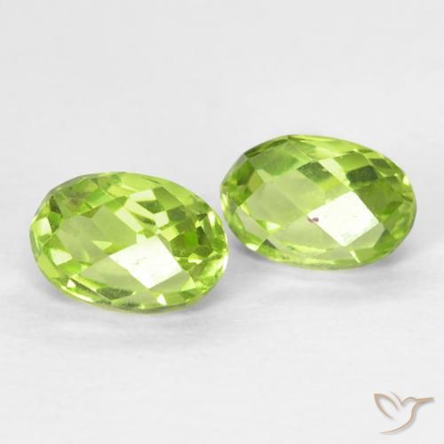 1.36ctw Naturel Vert moyen Péridot, ovale, VS