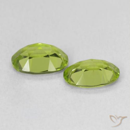 Shop natural 1.68ct Vert moyen Péridot gems, ovale, from Chine at GemSelect. In stock, global shipping!