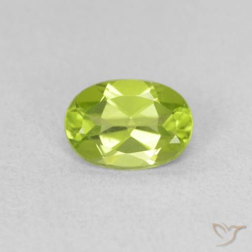 0.80ct Naturel Vert moyen Péridot, ovale, VVS-VS