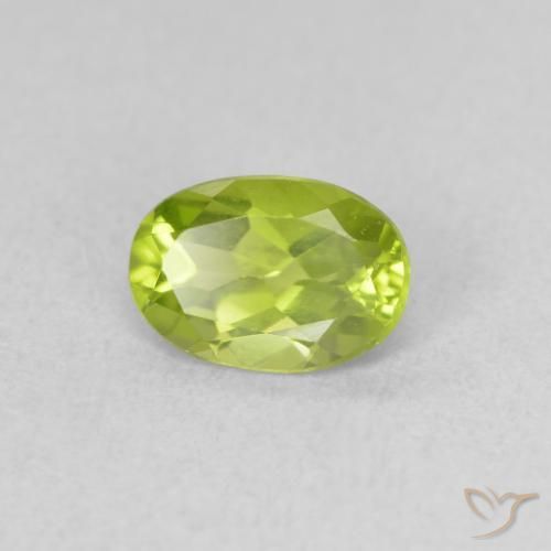 Péridot Vert jaunâtre vif naturelle ovale, 0.83 ct, VVS-VS