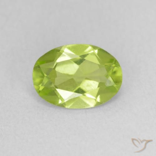 0.76ct Naturel Vert clair Péridot, ovale, VS