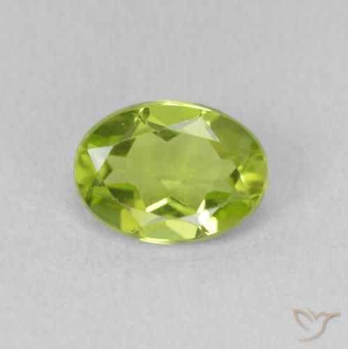 1.07ct Naturel Vert moyen Péridot, ovale, VVS-VS