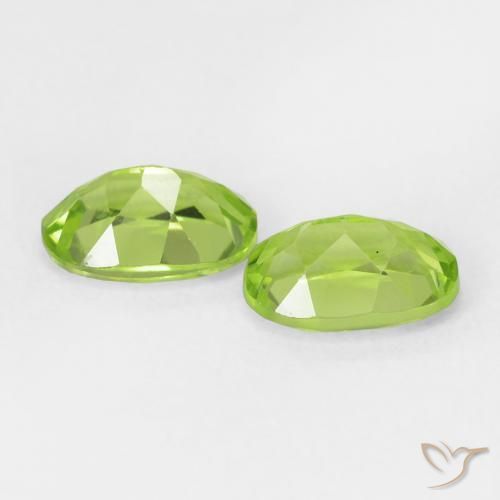 Shop natural 1.91ct Vert moyen Péridot gems, ovale, from Chine at GemSelect. In stock, global shipping!