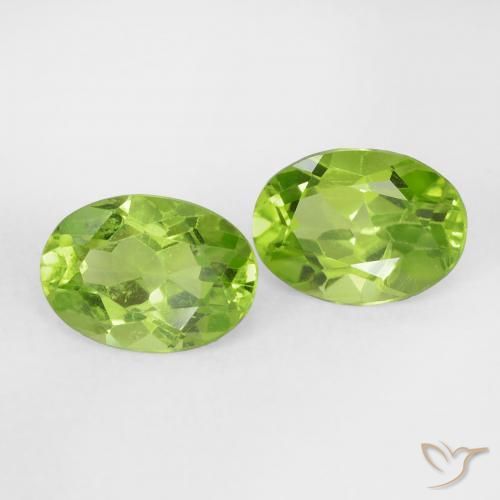 Shop natural 1.62ct Vert moyen Péridot gems, ovale, from Chine at GemSelect. In stock, global shipping!