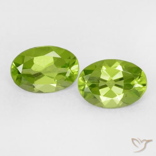 Shop natural 1.57ct Vert moyen Péridot gems, ovale, from Chine at GemSelect. In stock, global shipping!