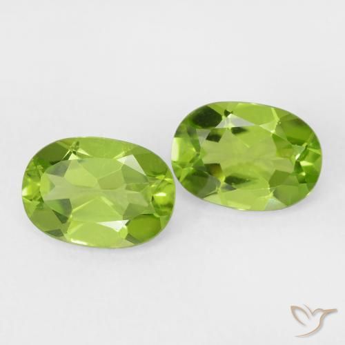 Shop natural 1.89ct Vert éclatant Péridot gems, ovale, from Chine at GemSelect. In stock, global shipping!