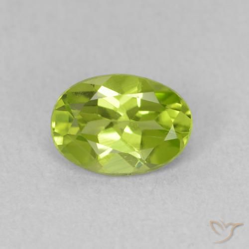Péridot Vert éclatant naturelle ovale, 0.87 ct, VVS-VS