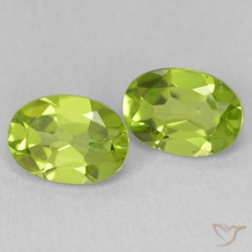 Shop natural 2.01ct Vert éclatant Péridot gems, ovale, from Chine at GemSelect. In stock, global shipping!