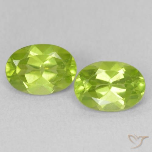 1.73ctw Naturel Vert jaunâtre Péridot, ovale, VS
