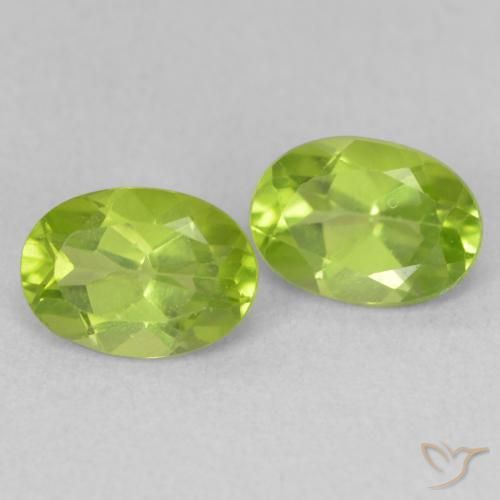 Shop natural 1.73ct Vert jaunâtre Péridot gems, ovale, from Chine at GemSelect. In stock, global shipping!