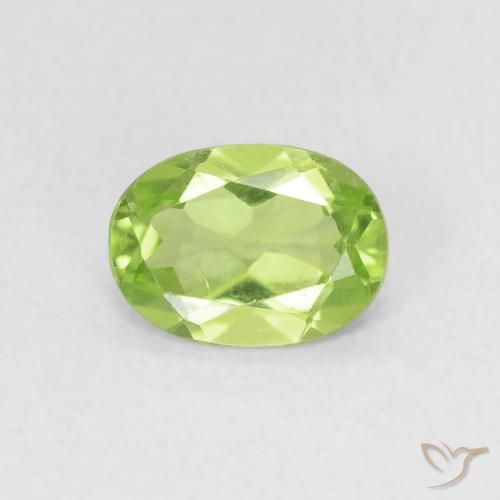 0.78ct Naturel Vert vif et léger Péridot, ovale, VVS