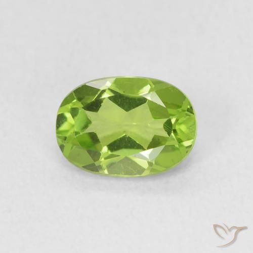 0.96ct Naturel Vert moyen Péridot, ovale, VVS-VS