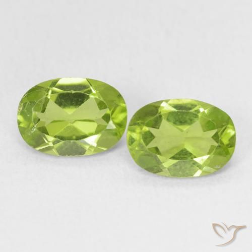 Shop natural 1.73ct Vert clair Péridot gems, ovale, from Chine at GemSelect. In stock, global shipping!