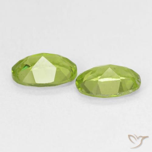 Shop natural 1.73ct Vert clair Péridot gems, ovale, from Chine at GemSelect. In stock, global shipping!