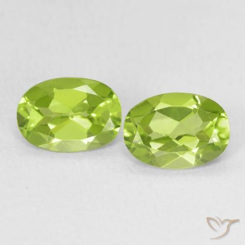 Shop natural 1.60ct Vert clair Péridot gems, ovale, from Chine at GemSelect. In stock, global shipping!