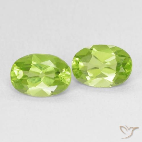 Shop natural 1.64ct Vert vif et léger Péridot gems, ovale, from Chine at GemSelect. In stock, global shipping!
