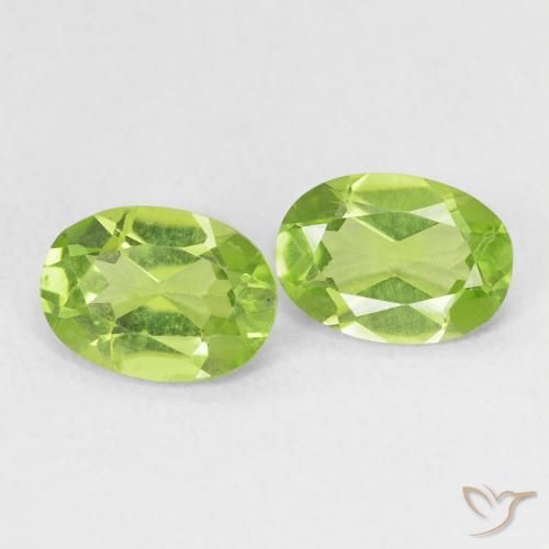 Shop natural 1.62ct Vert vif et léger Péridot gems, ovale, from Chine at GemSelect. In stock, global shipping!