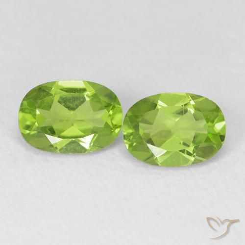 Shop natural 1.92ct Vert moyen Péridot gems, ovale, from Chine at GemSelect. In stock, global shipping!