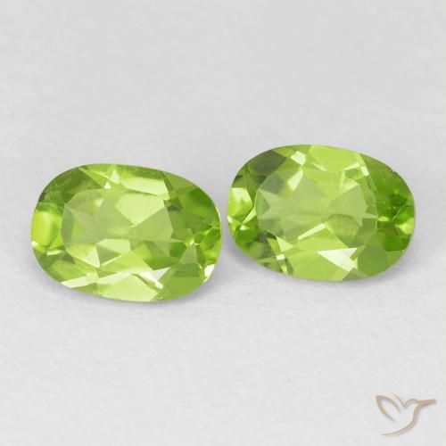 Shop natural 1.92ct Vert moyen Péridot gems, ovale, from Chine at GemSelect. In stock, global shipping!