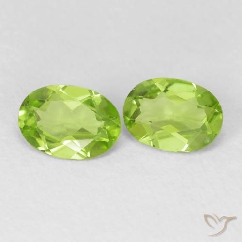 Shop natural 1.53ct Vert jaunâtre Péridot gems, ovale, from Chine at GemSelect. In stock, global shipping!