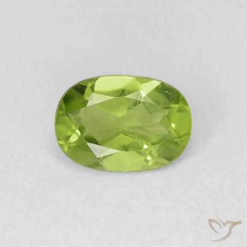 0.88ct Naturel Vert moyen Péridot, ovale, VVS-VS