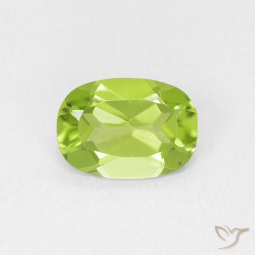 Péridot Vert jaunâtre naturelle ovale, 0.78 ct, VVS-VS