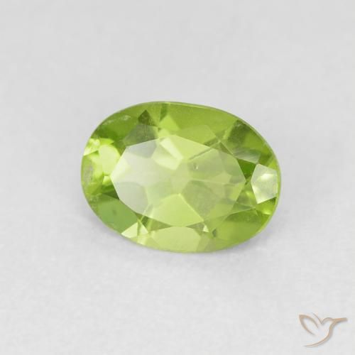 Péridot Vert éclatant naturelle ovale, 0.83 ct, VS