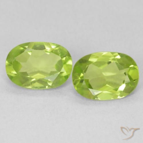 1.64ctw Naturel Vert clair Péridot, ovale, VVS-VS