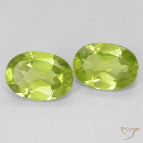 Shop natural 1.76ct Vert clair Péridot gems, ovale, from Chine at GemSelect. In stock, global shipping!