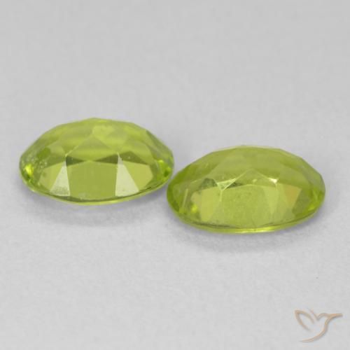 Shop natural 1.64ct Vert clair Péridot gems, ovale, from Chine at GemSelect. In stock, global shipping!