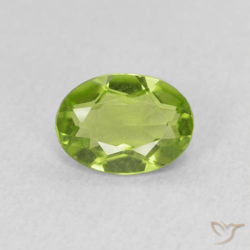 0.82ct Naturel Vert moyen Péridot, ovale, VS
