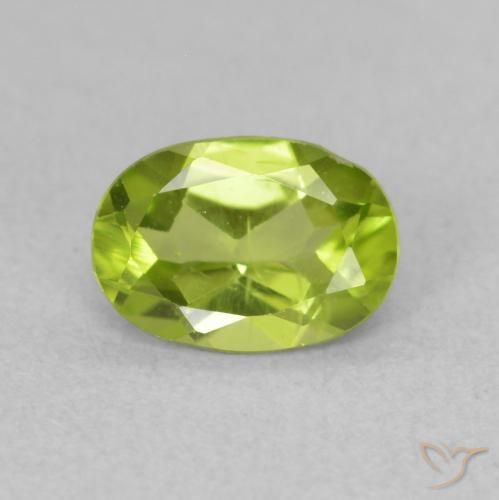 0.84ct Naturel Vert clair Péridot, ovale, VS