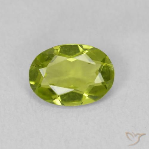 0.72ct Naturel Vert éclatant Péridot, ovale, VVS-VS