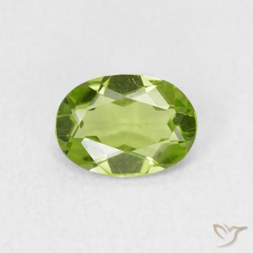 0.80ct Naturel Vert moyen Péridot, ovale, VVS-VS