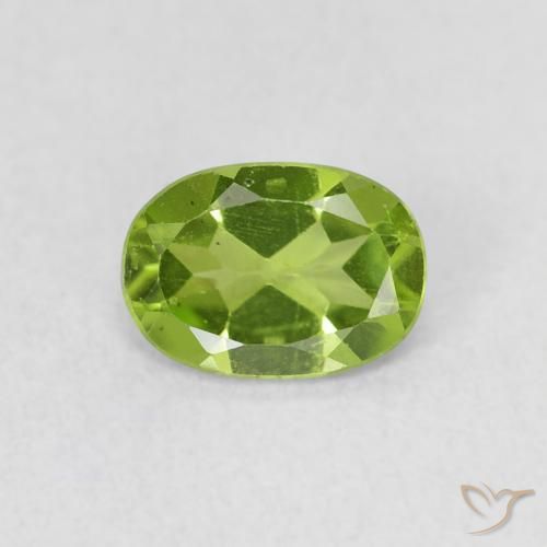 0.79ct Naturel Vert éclatant Péridot, ovale, VS